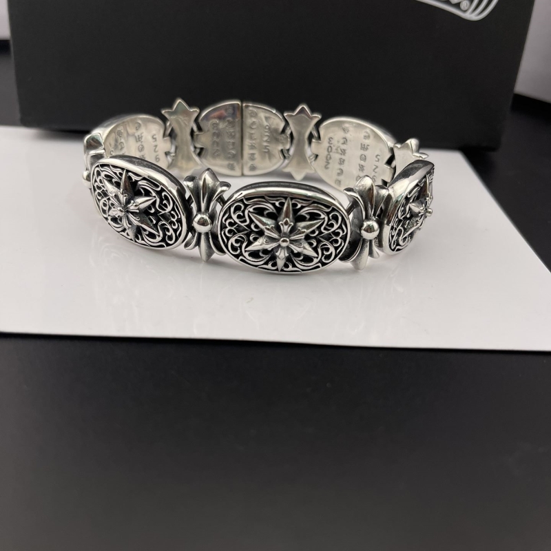 Ch**me He**ts bracelets